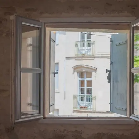 Les Jardins De L'ecusson - Premiere Conciergerie Lägenhet *